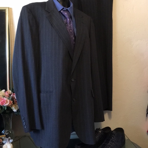 Christopher Hart Suit - Picture 2 of 8